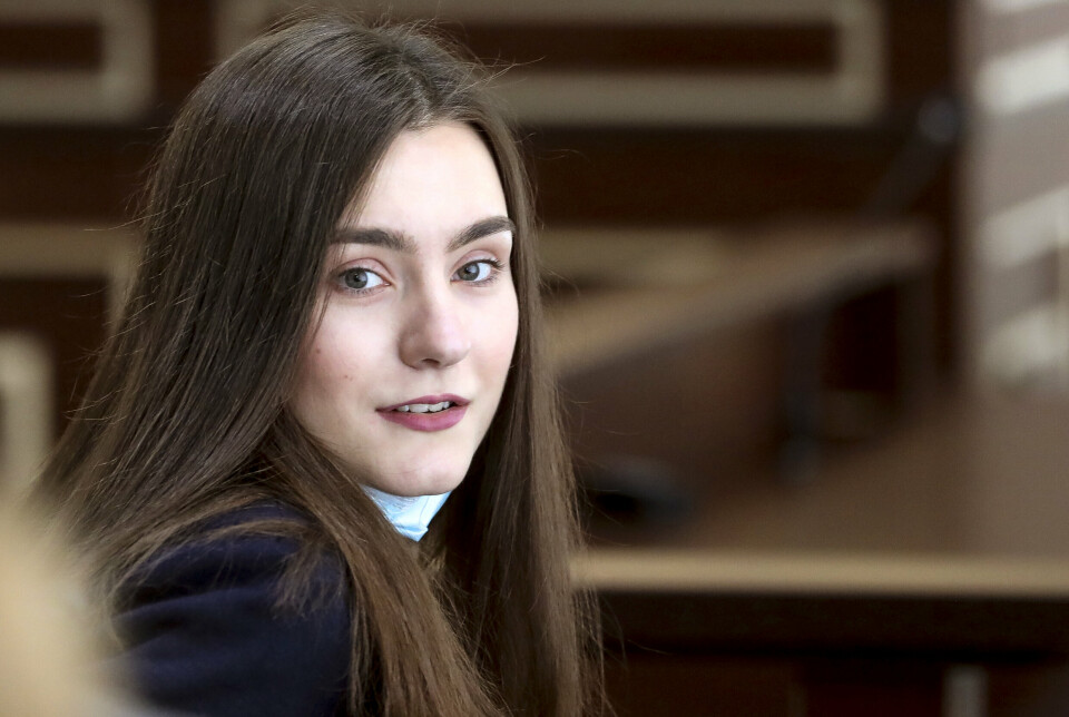 FENGSLET: Sofia Sapega i retten i Belarus.