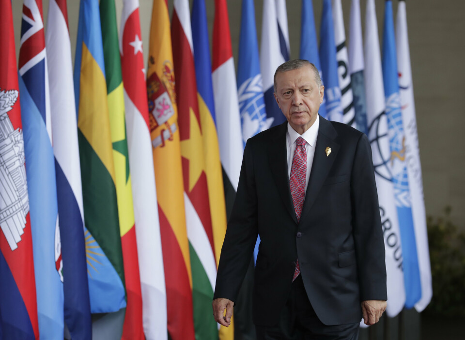 KLARSIGNAL: Tyrkias president Recep Tayyip Erdogan har igjen gitt klarsignal til en militæroperasjon mot kurdiske stillinger nordøst i Syria, samt i Irak. Landet har fra før av okkupert områder i Nord-Syria, og har med jevne mellomrom angrepet mål i den selvstyrte kurdiske regionen i Nord-Irak.
