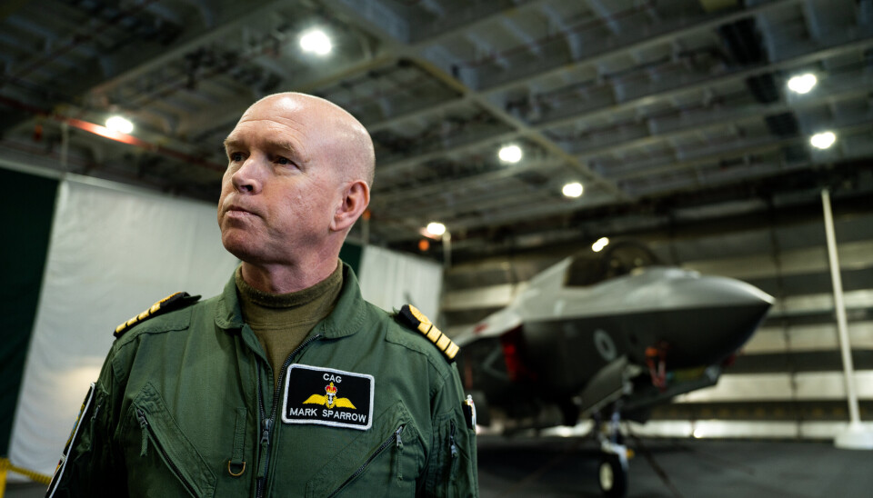 FLYSJEF: Mark Sparrow er sjef for jagerfly og helikoptre hos den britiske hangarskipgruppen. Bildet er tatt 21. november 2022.
