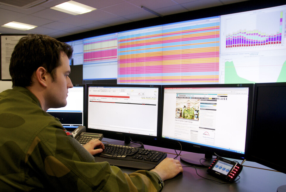 SLAGORDFORSLAG: «Cyberforsvaret – til forsvar mot skanningen!»; eller «Cyberforsvaret – lett å bli irritert på!»; eller kanskje: «Skaff deg skanner via Cyberforsvaret – vi bringer fram dine indre demoner!».