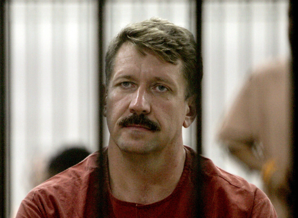 «DØDENS KJØPMANN»: I 2009 møtte Viktor Bout i retten i Bangkok etter at USA hadde begjært ham utlevert. Nå er han utlevert igjen, denne gangen fra USA til hjemlandet Russland som en del av en fangeutveksling.