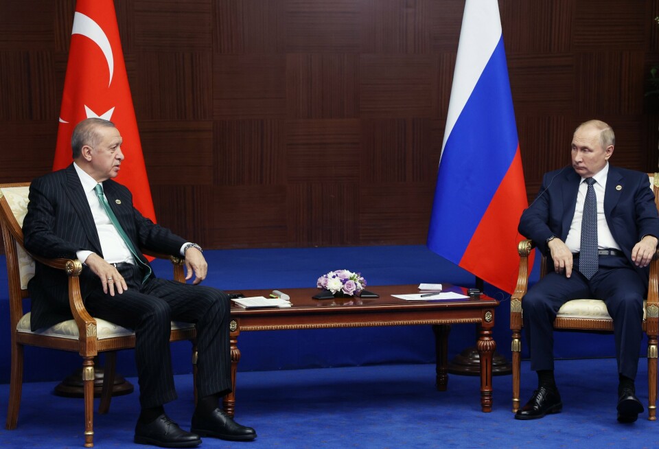 KONFLIKT: I en telefonsamtale med Putin skal Erdogan ha sagt at det var viktig at Russland «rydder de kurdiske styrkene minst 30 kilometer bort fra grensen».