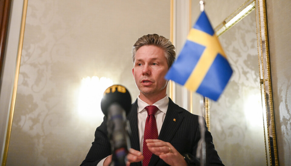 SVERIGES FORSVARSMINISTER: Pål Jonson er utdannet statsviter og tilhører partiet Moderaterna. Her avbildet på Oslo-besøk i 2022.