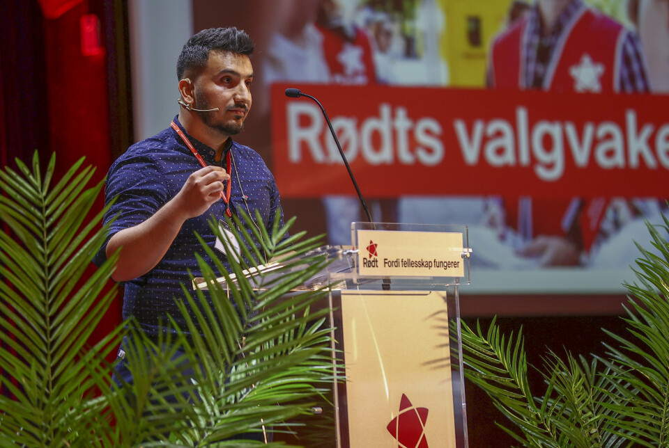 NEI: Gruppeleder for Rødt i Oslo, Siavash Mobasheri vil ha en fredslinje som står seg over tid. Her fotografert under Rødts valgvake på Samfunnssalen ved stortingsvalget 2021.