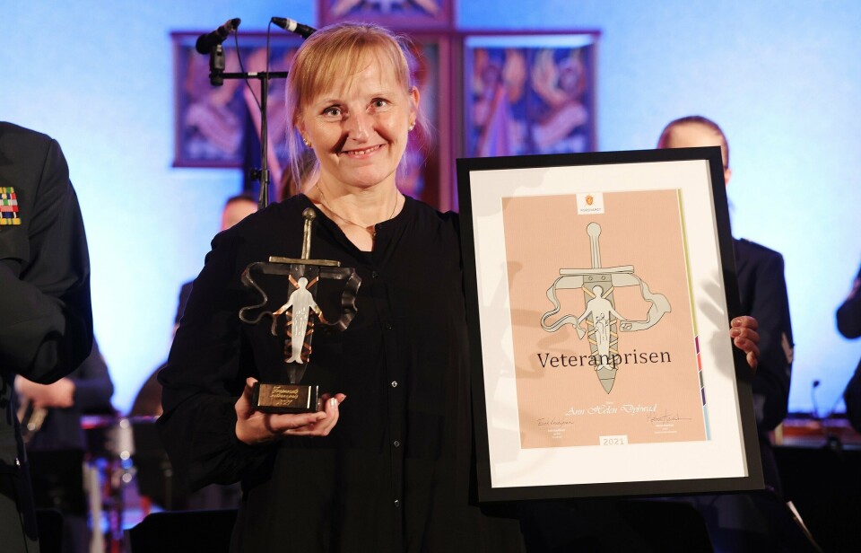 GJEV PRIS: På Veterankonserten i Molde Domkirke i 2023 ble Ann Helen Dybwad hedret med Veteranprisen 2021