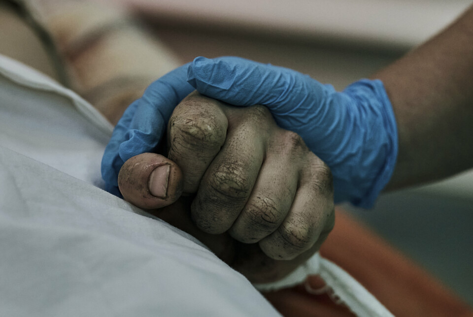 SYKEHUS: En ukrainsk soldat får behandling på et sykehus i Mykolayiv 3. november 2022.