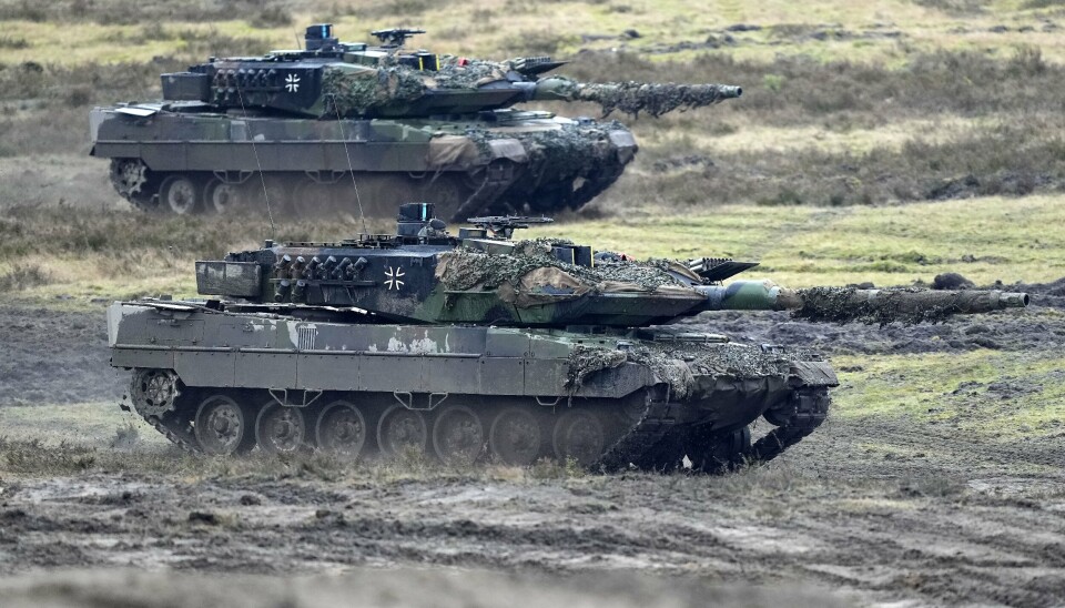 STRIDSVOGN: Leopard 2-stridsvogner fra det tyske forsvaret på øvelse. Flere stridsvogner fra det polske forsvaret skal nå være overlevert ukrainske styrker.