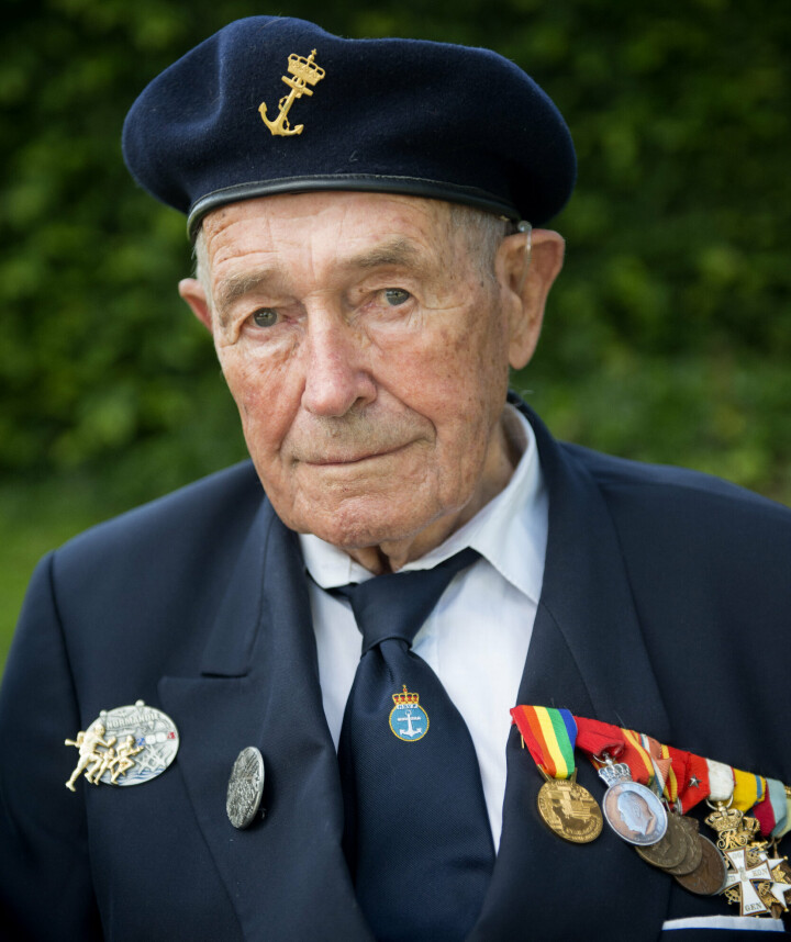 ÅRSMARKERING: Krigsveteran Monrad Mosberg fotografert under den offisielle norske 70-årsmarkeringen for D-dagen i 2014. Mosberg døde søndag, 105 år gammel.