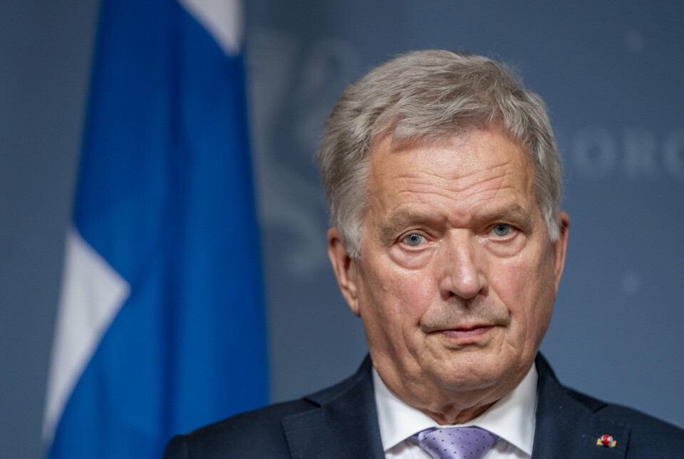 VENTER: Finlands president Sauli Niinistö vil undertegne lovgiving som tillater finsk Nato-medlemskap så snart det er klart.