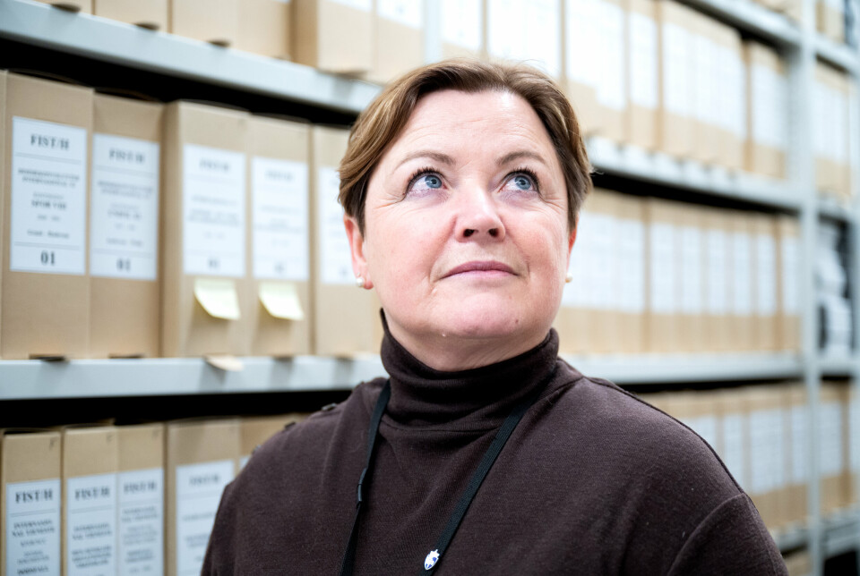SER FRAMOVER: Åse Finsveen er leder av seksjon for dokumentasjonsforvaltning og arkiv (DA) i Forsvaret. Hun har jobbet med Forsvarets arkiver i rundt 18 år. Hun ser fram til at det nye systemet kommer på plass.