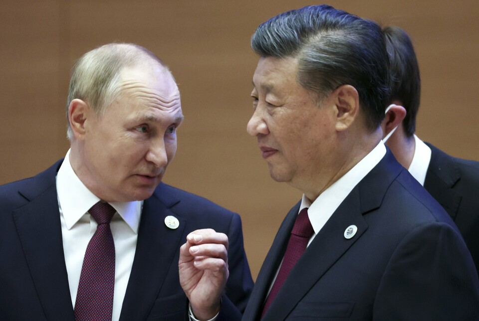 RUSSLAND OG KINA: Xi Jinping har kommet med en 12-punkts plan for fred i Ukraina. Omtrent samtidig har amerikansk etterretning snappet opp indikasjoner på at leveranser av artillerigranater til russerne kan være på trappene.