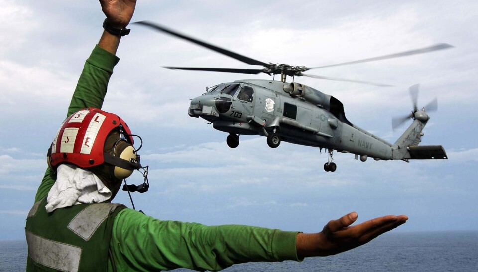 SEAHAWK: Et Seahawk-helikopter avbildet under landing av U.S. Navy. Regjeringen kunngjorde tirsdag at Norge skal anskaffe seks Seahawk-helikoptre. Versjonen på bildet er en SH-60B, og er en eldre utgave enn det Norge vil bestille.