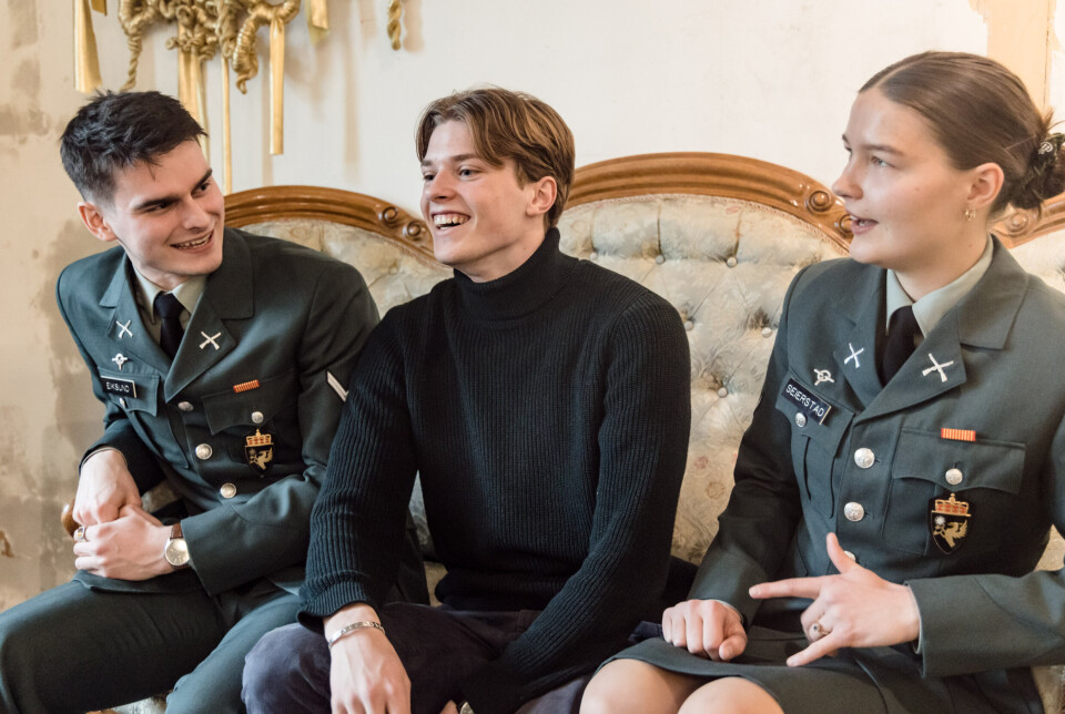 TILLITSVALGTE: Eirik Eiksund, svenske Kristoffer Loiborg Sjölund og Karen Seierstad er alle landstillitsvalgte, og møtte Forsvarets forum på YATA-konferanse i helga.