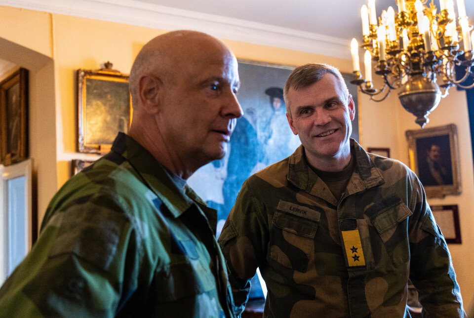 KOLLEGER: Karl Engelbrektson og Lars Lervik samarbeider godt seg i mellom, og sammen med sin finske kollega Pasi Välimäki.