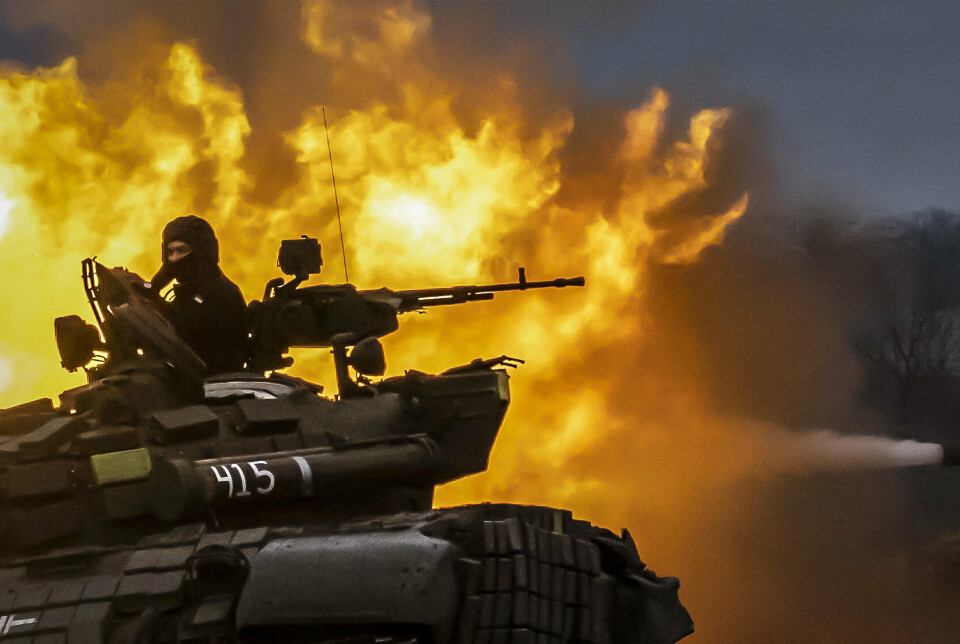 ZAPORIZJZJA: En ukrainsk soldat øver på å skyte med en stridsvogn i Zaporizjzja, nær frontlinjen 29. mars.