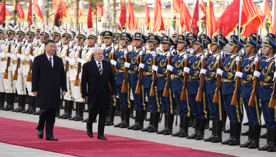 PÅ BESØK: Brasils president Lula da Silva sammen med president Xi Jinping under besøket i Kina. PÅ BESØK: Brasils president Lula da Silva sammen med president Xi Jinping under besøket i Kina.