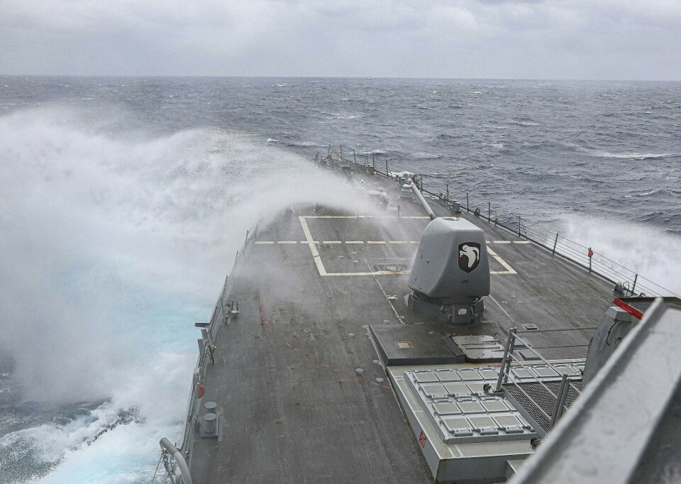 USS MILIUS: Den amerikanske jageren USS Milius seilte søndag gjennom Taiwanstredet. Bildet er fra 13. mars da samme fartøy oppholdt seg i filippinsk farvann.