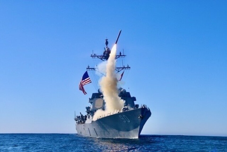 ØVELSE: Den amerikanske jageren USS Chafee skyter et Tomahawk-missil under en øvelse i Stillehavet i 2020.