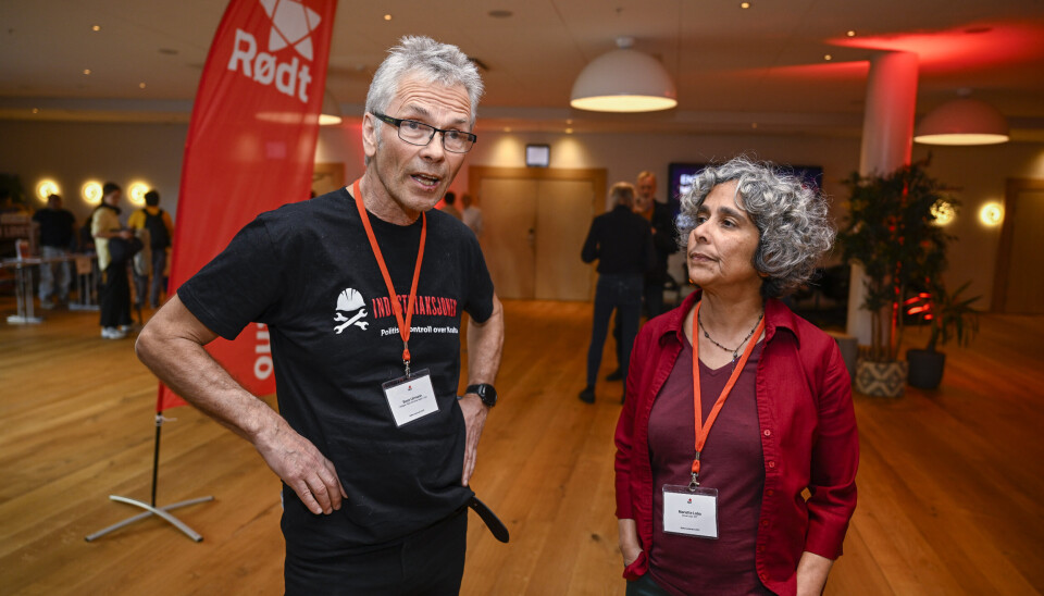 STRID: På hver sin side i våpenstriden i Rødt: Partiveteran Boye Ullmann vil si ja til å sende våpen til Ukraina. Sentralstyremedlem Mariette Lobo sier nei.