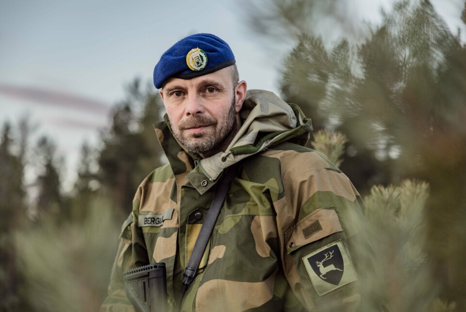 HEDRET PÅ FRANSK: Pål Berglund er tidligere forsvarsattaché til Frankrike. Nå har han fått tildelt en fransk utmerkelse. Her fotografert i forbindelse med øvelse Arctic Bolt 2022.