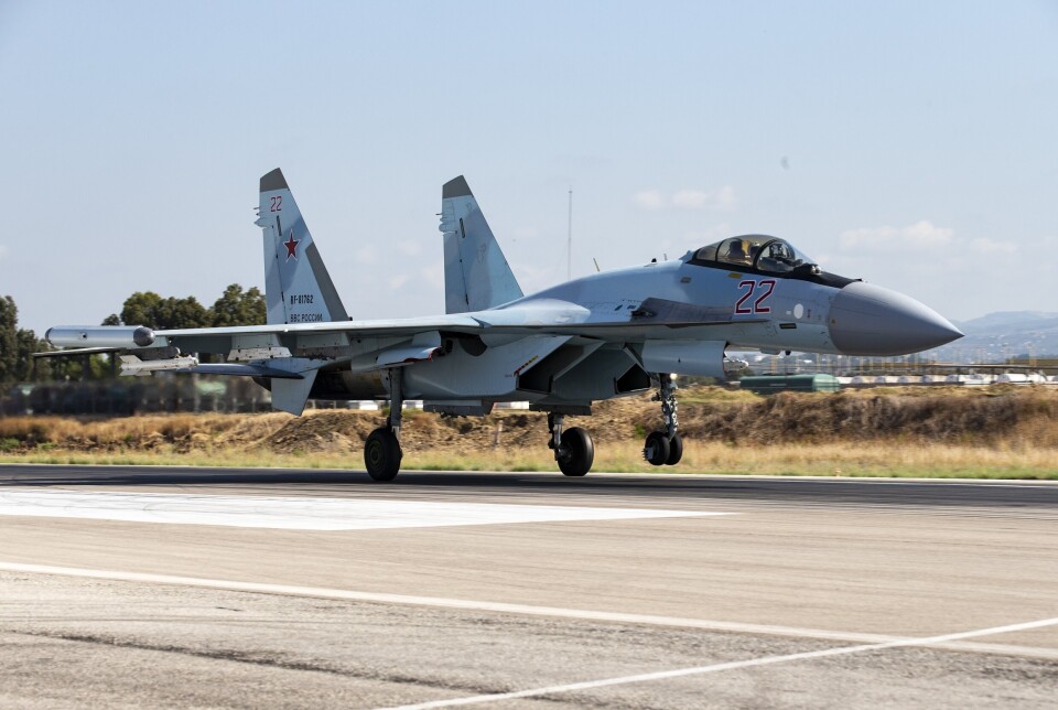 SU-35: Et russisk fly av typen SU-35 på en rullebane i Syria i 2019.