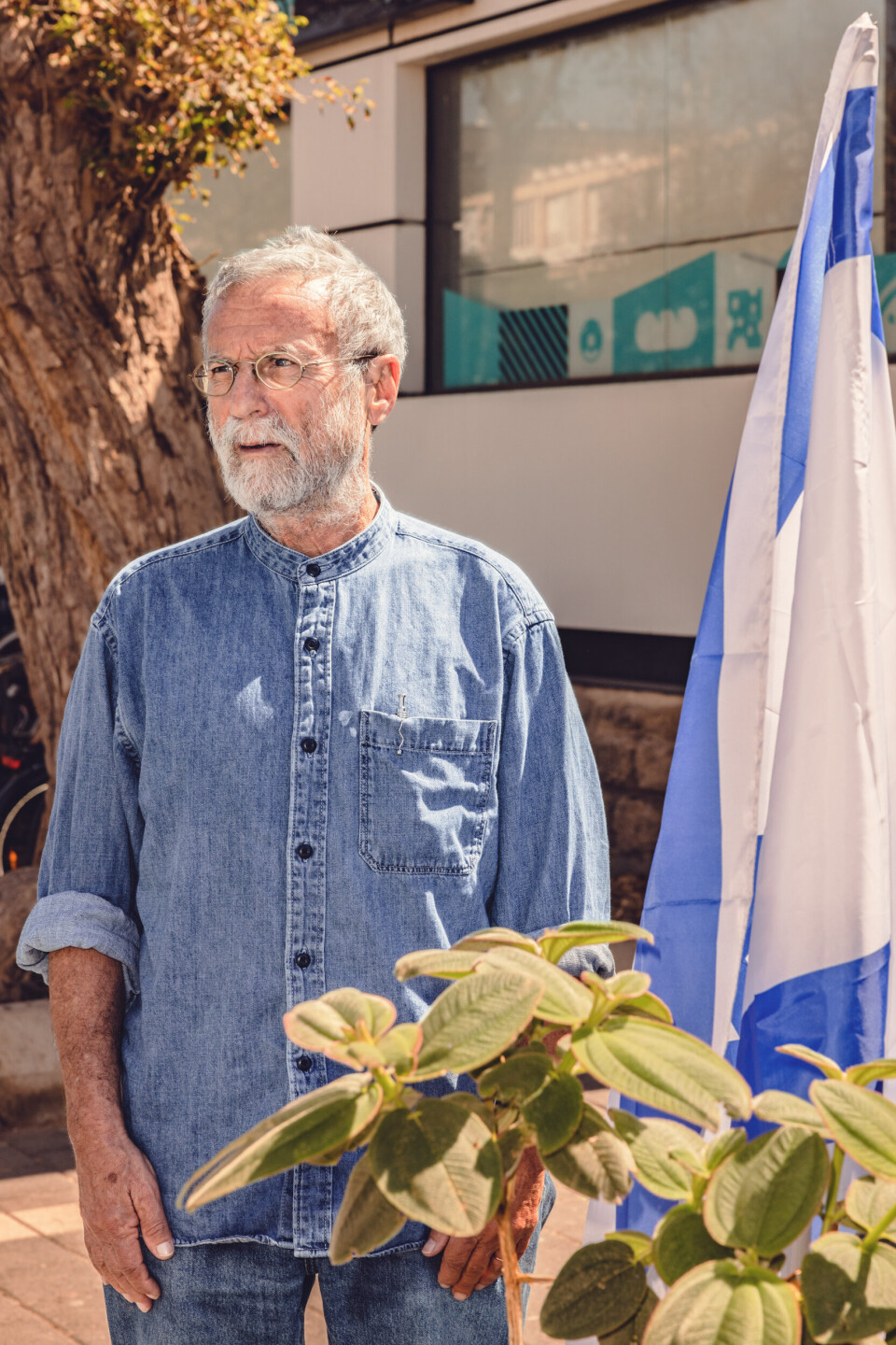 BEKYMRET: Journalist og forfatter Yossi Melman deler sine tanker om militærets fremtid ved et regimeskifte.