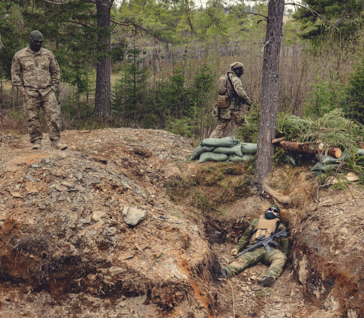 SKYTTERGRAVENE: I Ukraina venter en annen hverdag – hvor livet i skyttergravene blir normalen for mange av soldatene.