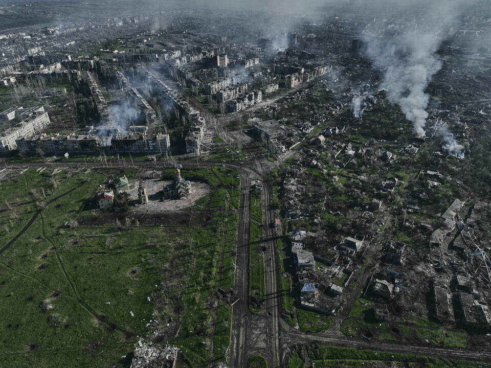 ØDELAGT: Luftfoto av Bakhmut 26. april.