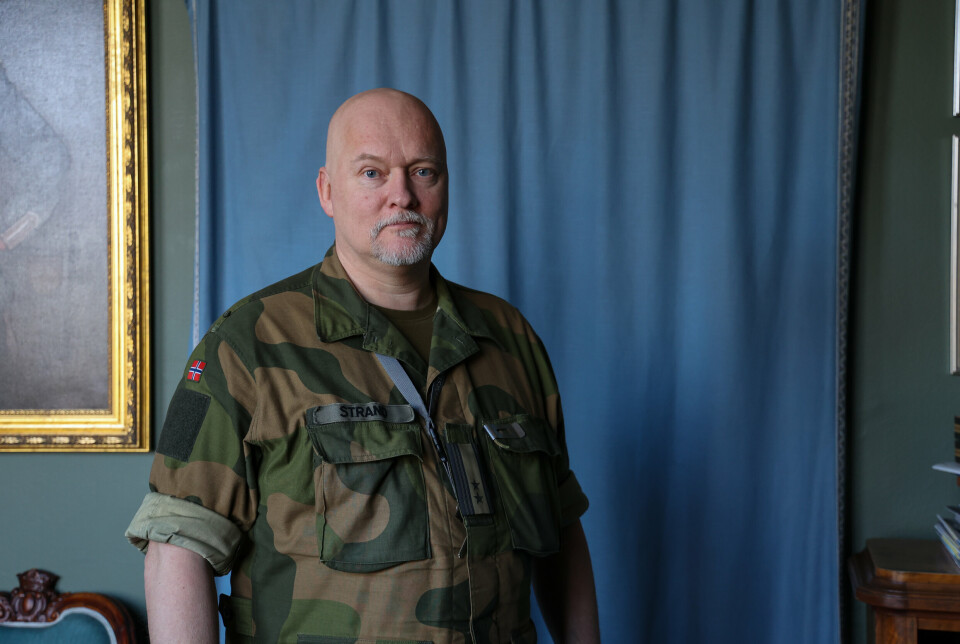 MORGENDRILLEN: Asle Strand er norsk liaisonoffiser ved Försvarsmakten Högkvarteret i Stockholm