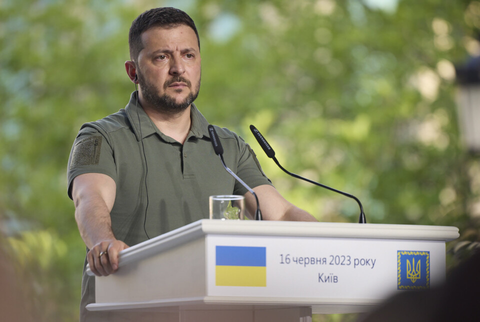 TALE: Ukrainas president Volodymyr Zelenskyj mener Russland bør forberede innbyggerne sine på at de vil tape okkuperte ukrainske områder.