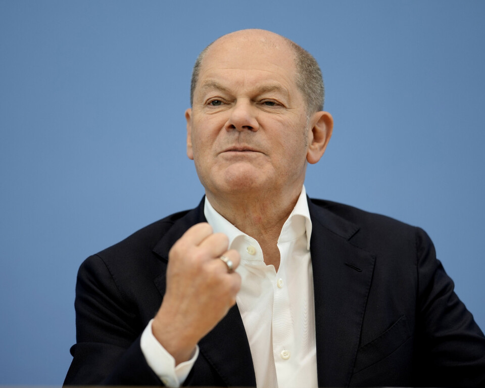 Scholz støtter forbud mot klasevåpen, men forsvarer avtalen mellom USA og Ukraina