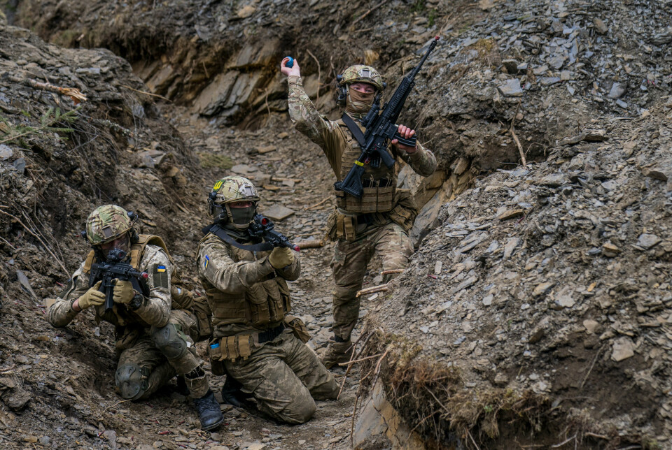 TRENING: Ukrainske soldater har blant annet fått opptrening i Norge.