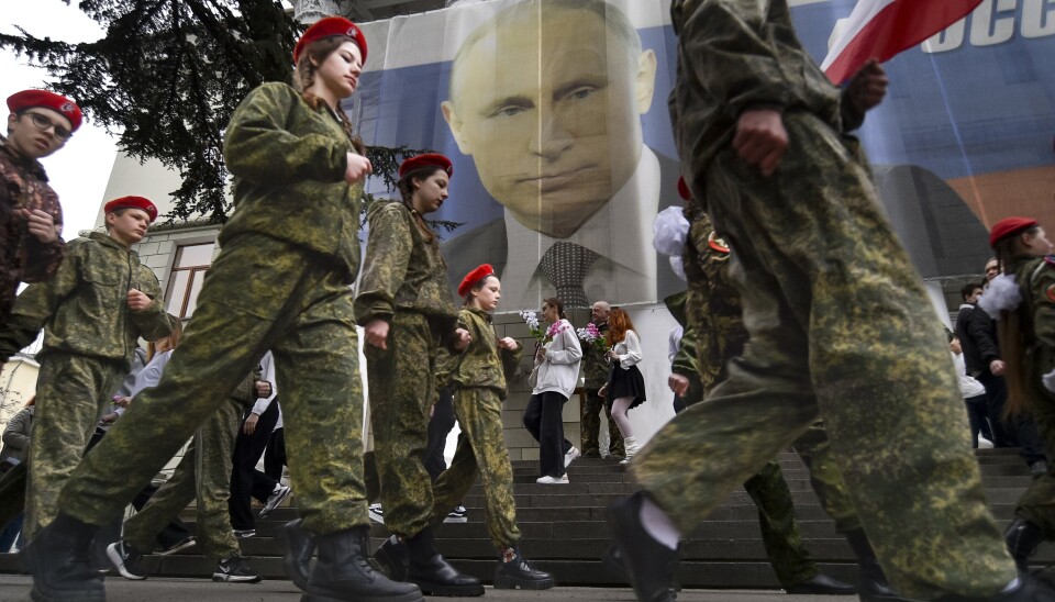 ANNEKTERT: Putin-lojale ungdommer deltok 17. mars 2023 i en markering for Russlands annektering av Krym. Illustrasjonsfoto.