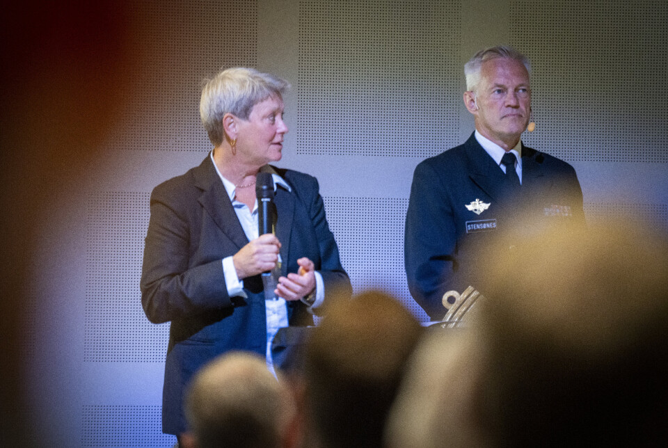 PÅ SAMME SCENE: Lederne for Politiets sikkerhetstjeneste, Beate Gangås og Etterretningstjenesten, Nils Andreas Stensønes møttes til en samtale under Arendalsuka med temaet: Hva truer Norge nå?