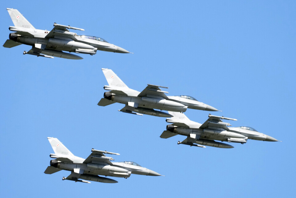 PILOT: Opplæringen av ukrainske piloter av bruken av F-16-jagerfly har startet, melder Ukrainas forsvarsminister Oleksij Reznikov.