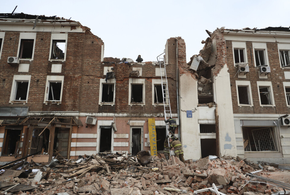 ILLUSTRASJONSBILDE: Ødelagt bygninger i Kharkiv, Ukraina, fredag 6. oktober.