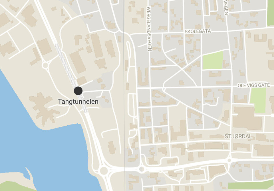 ULYKKE: En militær lastebil har veltet på E6 i nærheten av Tangtunnellen i Stjørdal.