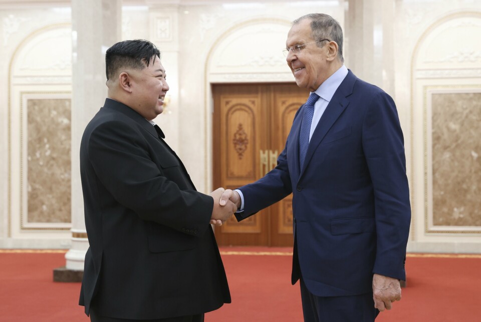 MØTE: Nord-Koreas leder, Kim Jong-un, møtte den russiske utenriksministeren Sergej Lavrov i Pyongyang den 19. oktober.