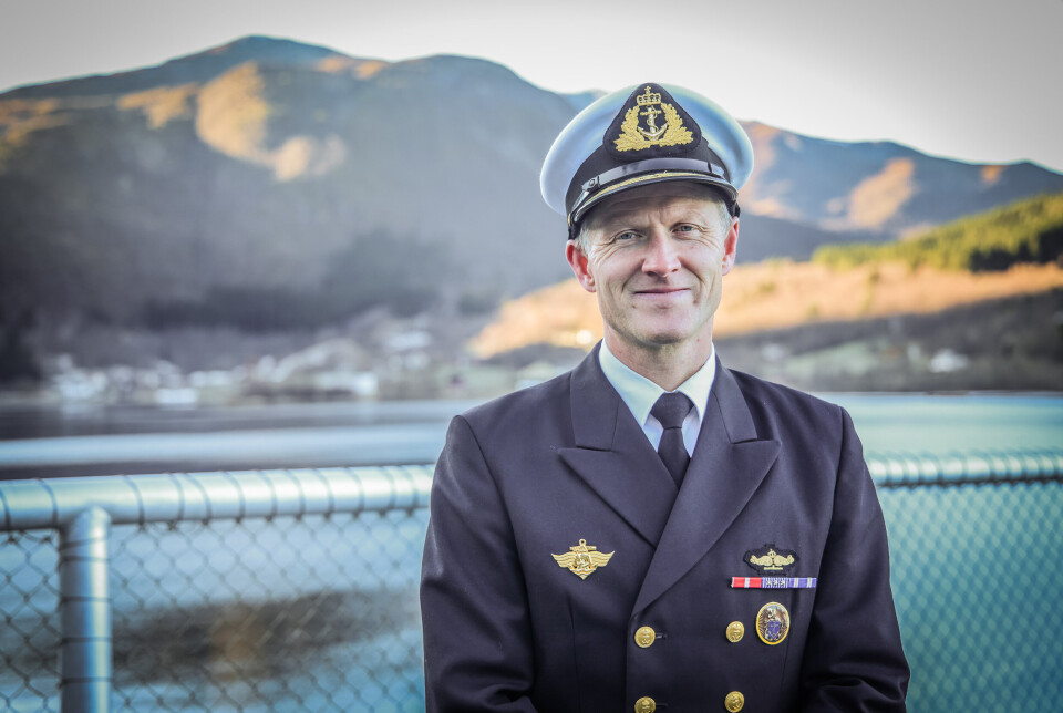 VIL HA FOLK: Oliver Berdal og Sjøforsvaret trenger folk for fremtiden.