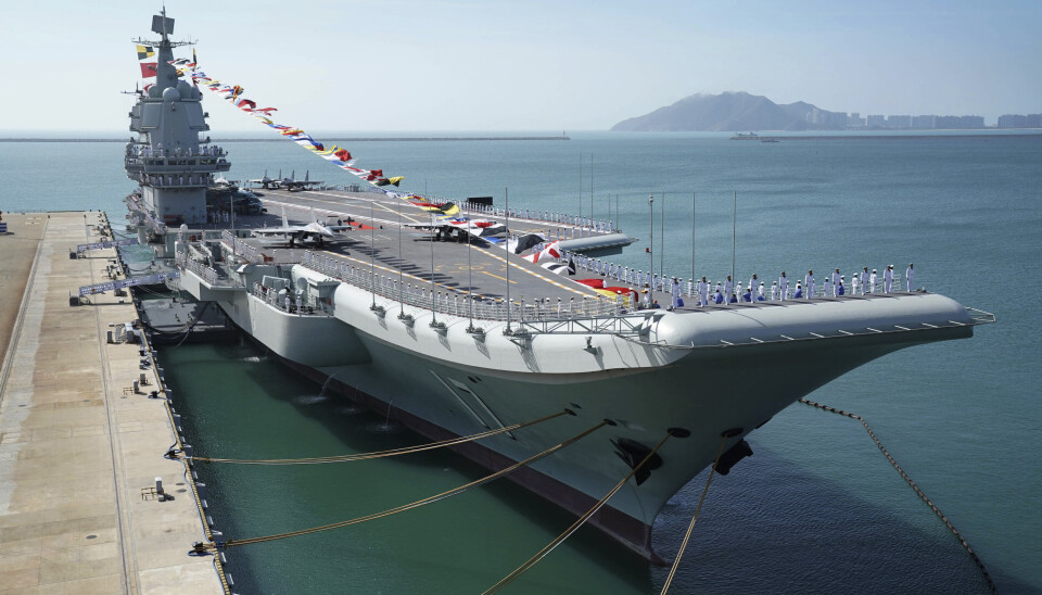 SHANDONG: Det kinesiske hangarskipet Shandong i desember 2019. Nå befinner det seg i Taiwanstredet.