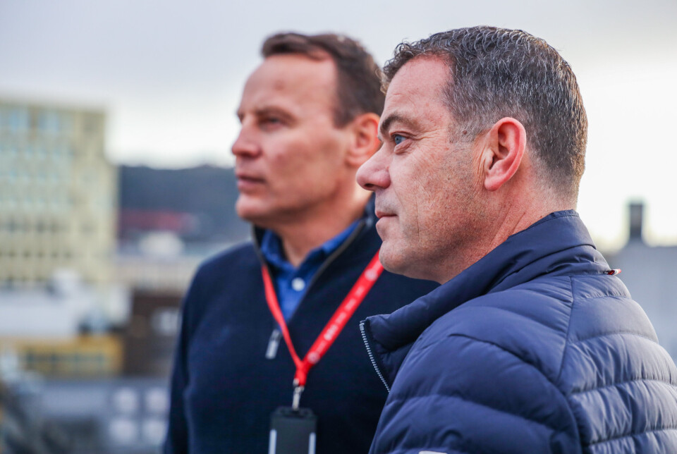 DISKRIMINERING: Steinar Berthelsen (t.h) og nestleder i NTL Forsvar Rune Bjørnseth jobber nå sammen for å finne svar på hvorfor ordningen er som den er.