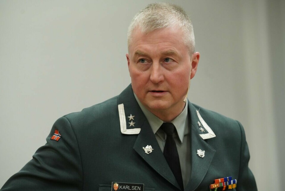 SLUTTER: Oberstløytnant Geir Hågen Karlsen har vært hovedlærer ved Forsvarets høgskole i mange år. Nå slutter han i Forsvaret.