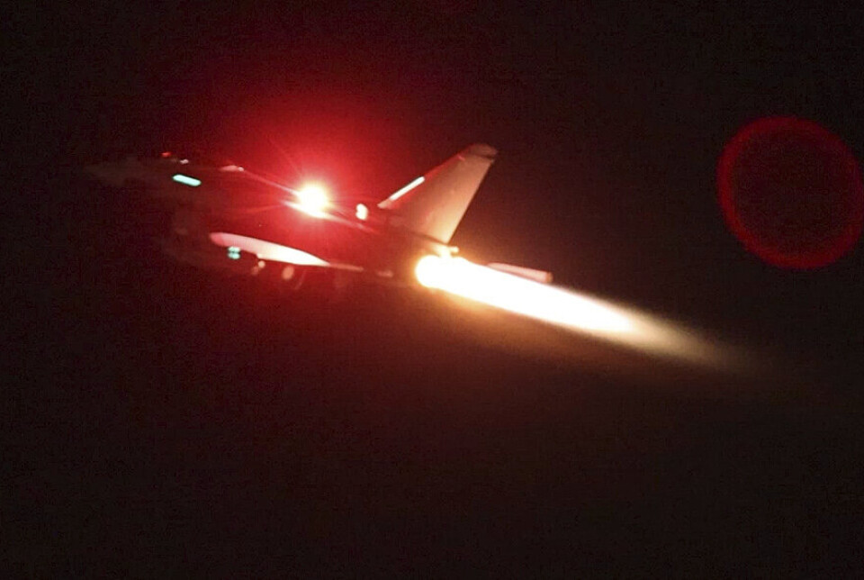 LEGITIME MÅL: Et britisk militærfly letter fra en flyplass i Kypros på vei mot Jemen natt til torsdag.