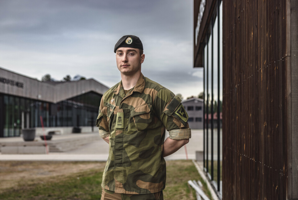 LANDSTILLITSVALGT: Flere soldater er ikke tilstrekkelig bevisst på hva det vil si å være soldat. Vi er soldater også når uniformen er av, om vi er på byen i Tromsø eller på Oslo S når noen faller om, skriver Viktor Fladmoe.