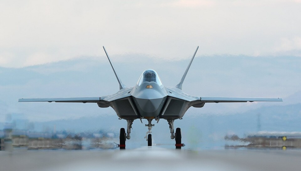 JOMFRUTUR: Tyrkias nye jagerfly var på sin første testflygning. Bilde er fra mars 2023 hvor en TAI KAAN ble testet på rullbanen.