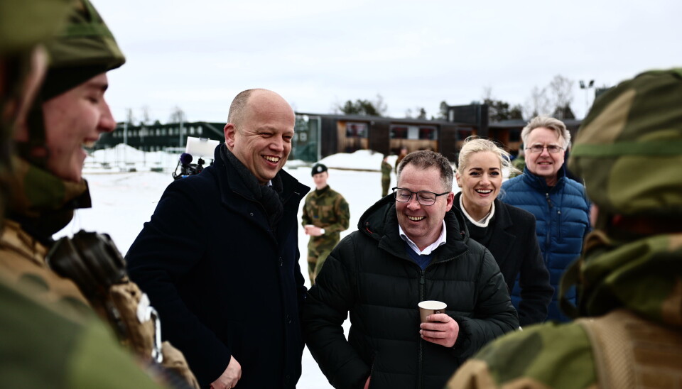 PRESENTERTE PLANER: Regjeringen, representert ved tre statsråder, kom med store nyheter om verneplikten og Terningmoen.