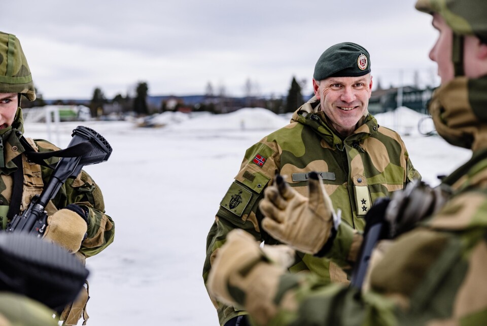 OPTIMIST: Hærsjef Lars Lervik hadde grunn til å smile tirsdag. Regjeringen gir ham mange flere soldater hvert år.