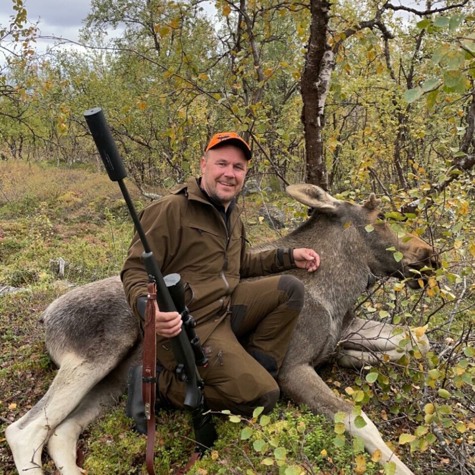 JAKTGLAD: Jan Gunnar Isaksen bruker campingvogna i forbindelse med jakt.