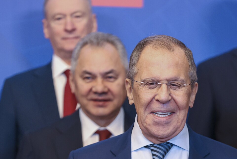 TRIO: Den russiske utenriksministeren Sergej Lavrov fremst, med tidligere utenriksminister Sergej Sjoigu i midten og Nikolaj Patrusjev bakerst. Bildet er tatt i forbindelse med møter i Collective Security Council of the Collective Security Treaty Organisation (CSTO) i Yerevan, Armenia, 23. november 2022.