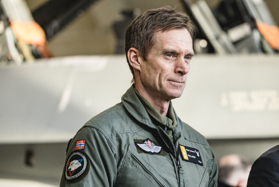 LUFT: Tidligere sjef for Luftforsvaret Rolf Folland er kronikkforfatter. Her under den første levering av Norges gamle F-16-jagerfly til Romania på Rygge flystasjon i november 2023.